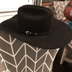 Cavender’s Rodeo King 7X Beaver Quality Black Felt Cowboy Hat